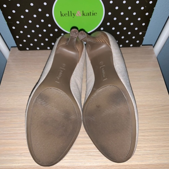 Linen Pumps - Picture 6 of 7